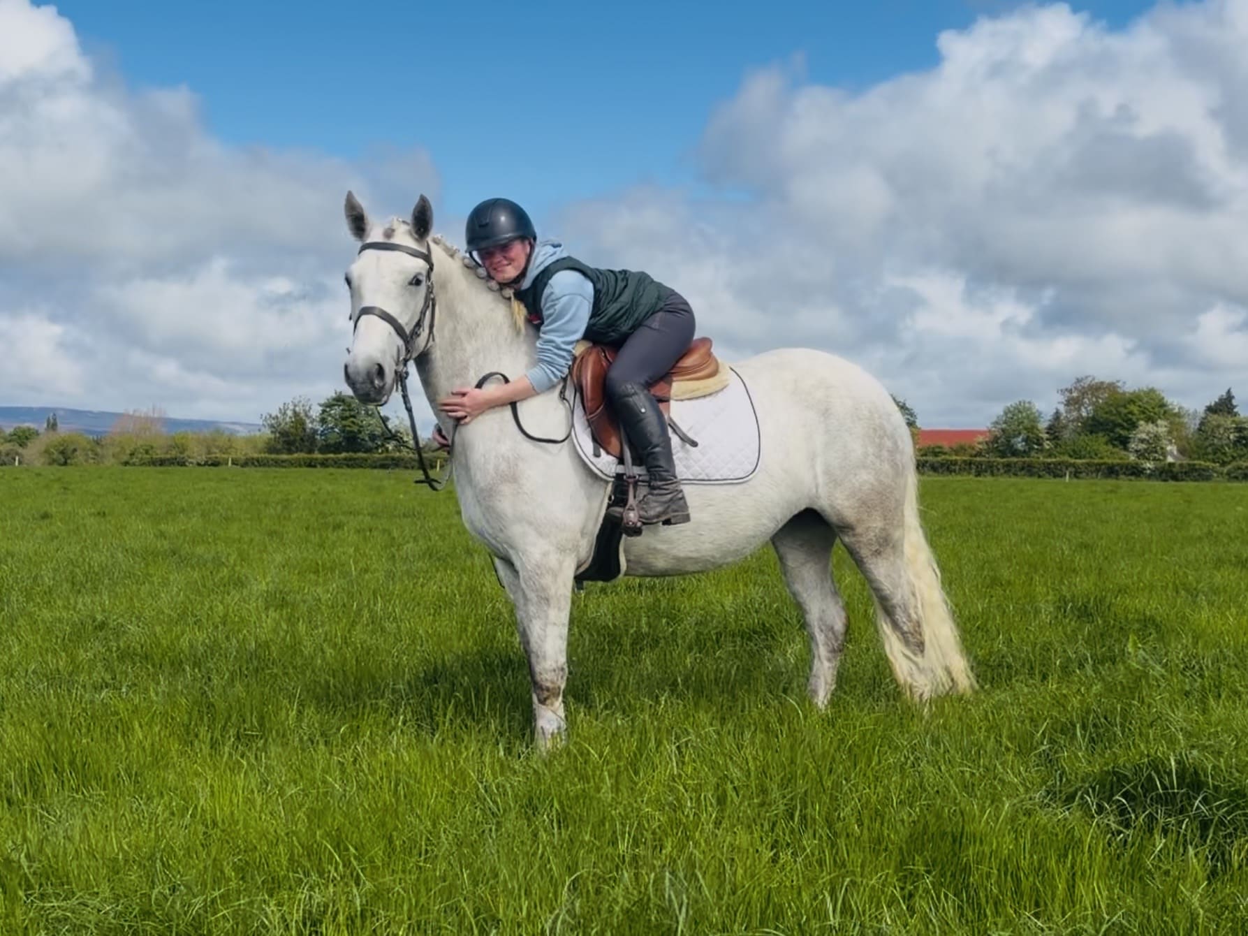 Lady – The ultimate fun safe and versatile mother/daughter share pony!